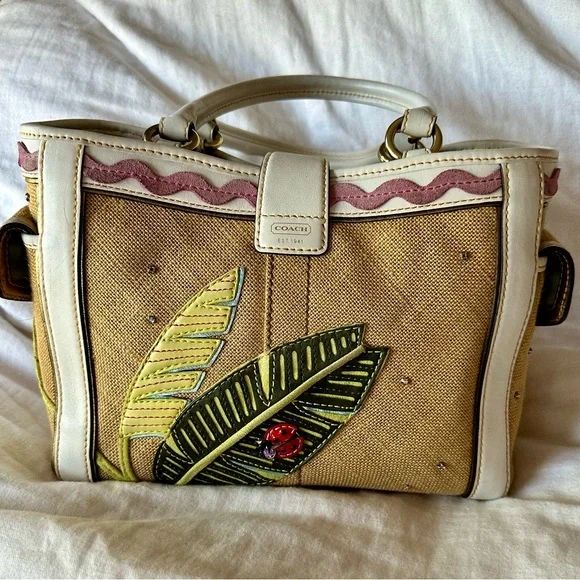 Vintage COACH #4439 Ladybug Motif Boxy Straw Tote Bag Limited Edition 2004 - Picture 2 of 12